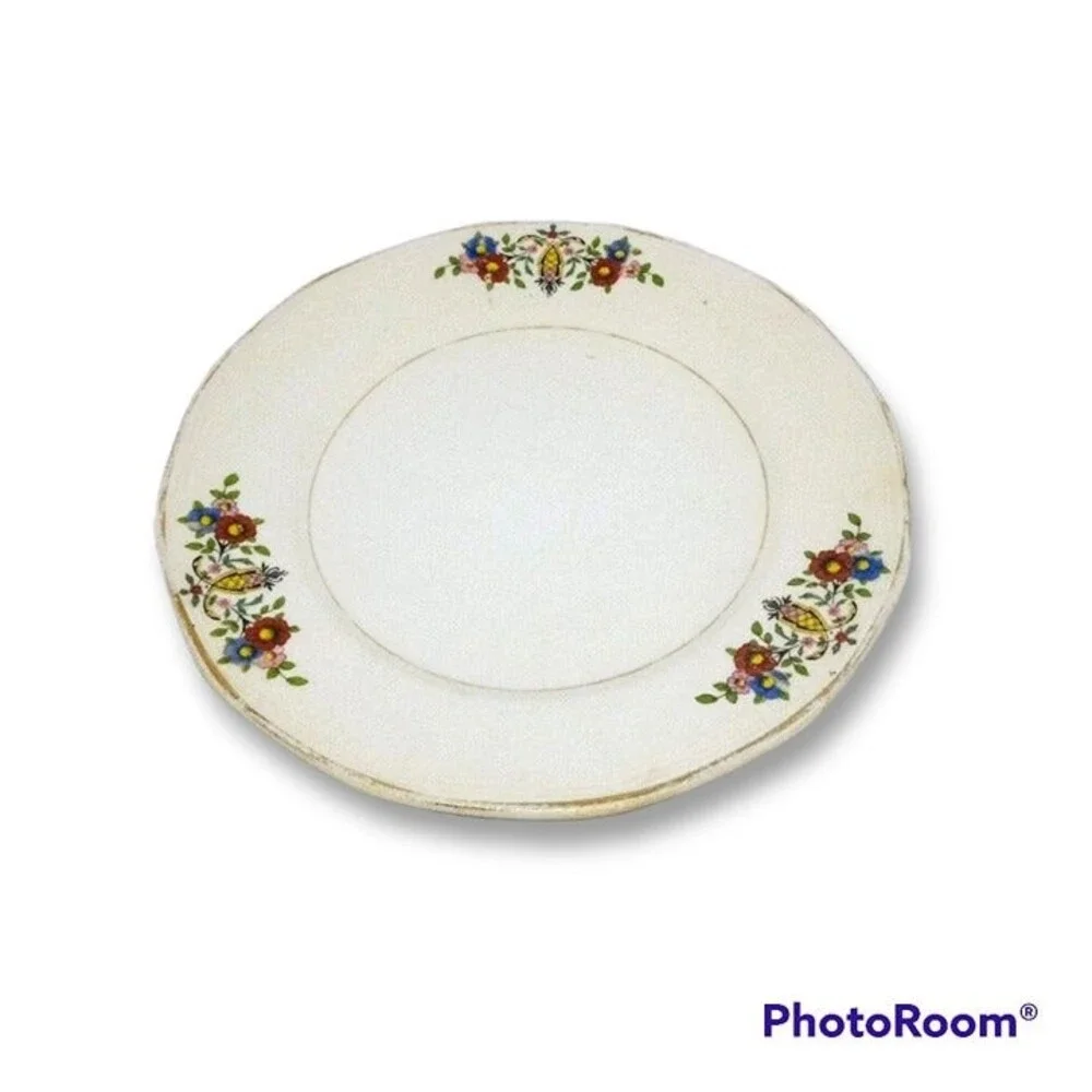 Antique Clinchfield China Dessert Plates -Pie Plates - Blue Ridge Pottery - SPI